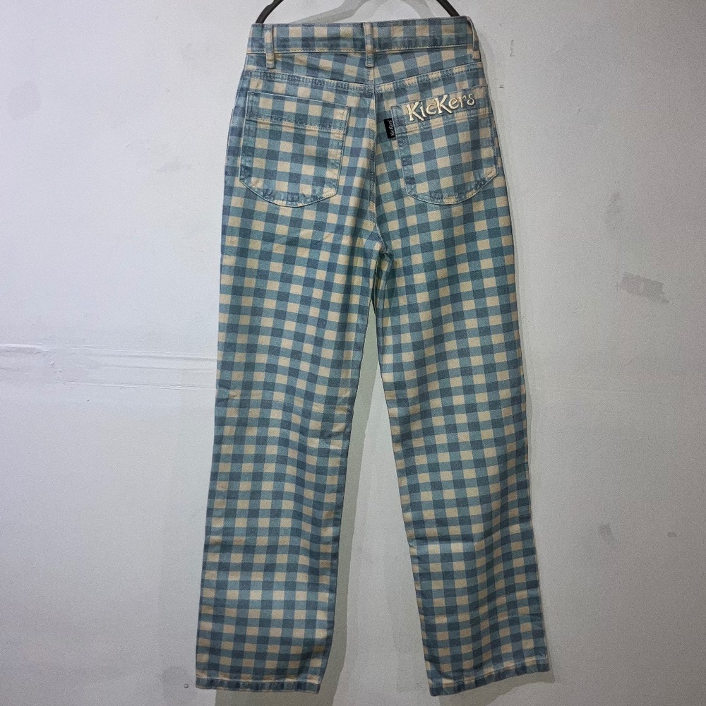 Kickers cream and blue denim jeans